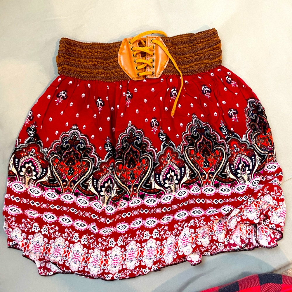 Cute mini skirt size S